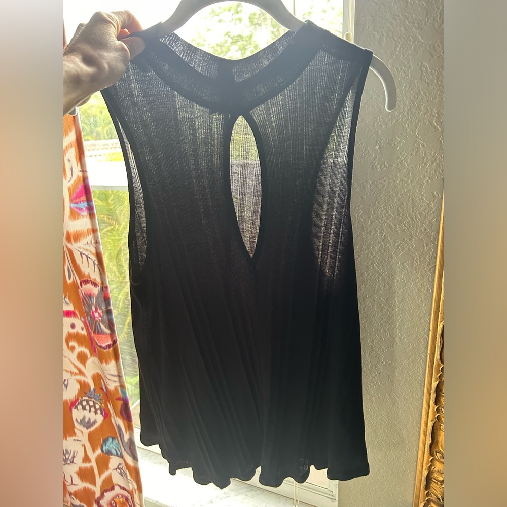 Free People key hole top.